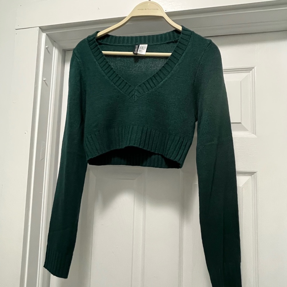 H&M -Divided